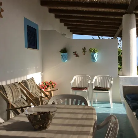 ヴィラ Alle Eolie Nello Splendido Villaggio Lentia ヴルカーノ